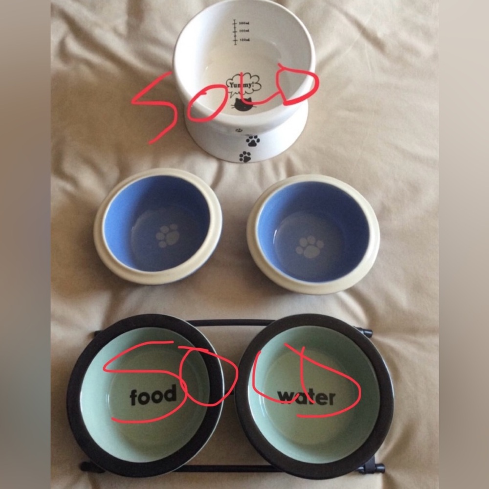 Cat Bowls, Only (1) set left!   (ii)